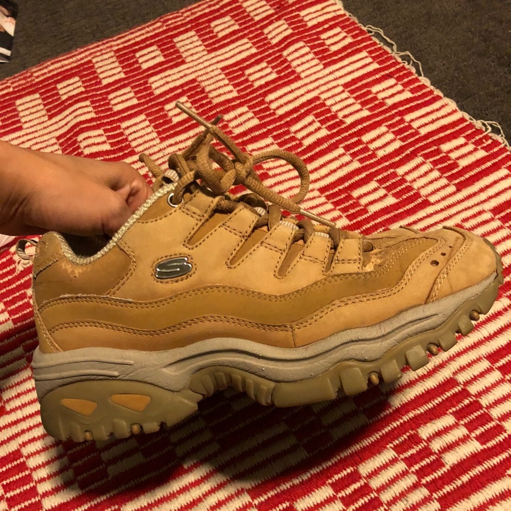 Skechers